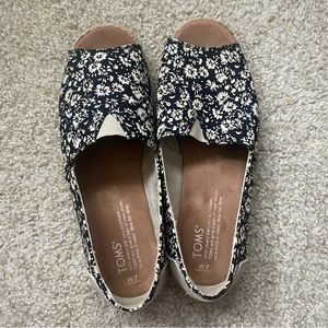 Toms Open Toe Slipons